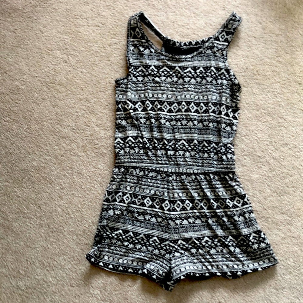 Girls old navy jumper